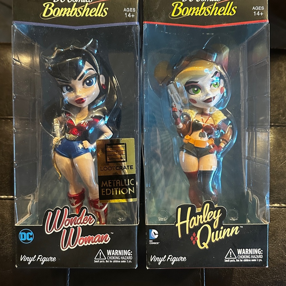 DC Bombshells Metallic Edition Vinyl Figures ~ Harley Quinn & Wonder Woman